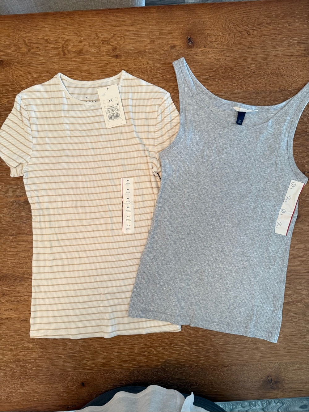 Women's Short Sleeve Striped Tee & Ribbed Tank Set - Gray & Cream NWT
